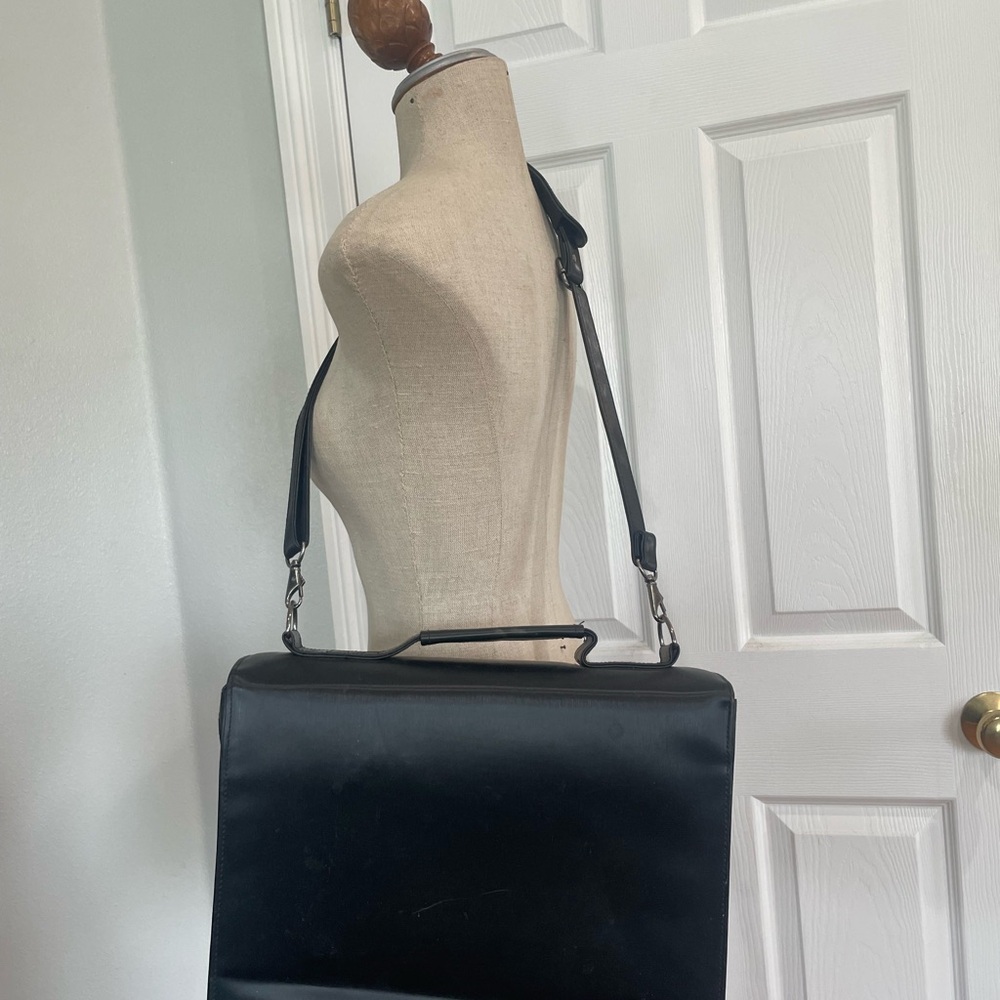 Mary Kay consultant sample organizer binder consultant bag adjustable strap